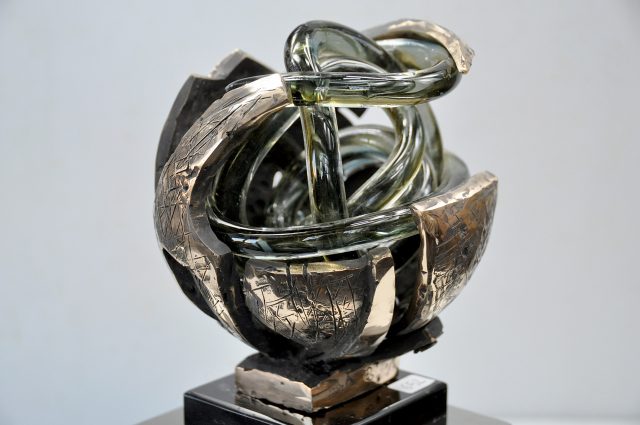 2023 enchevetrement (1) — sculpture de Paul Gonez